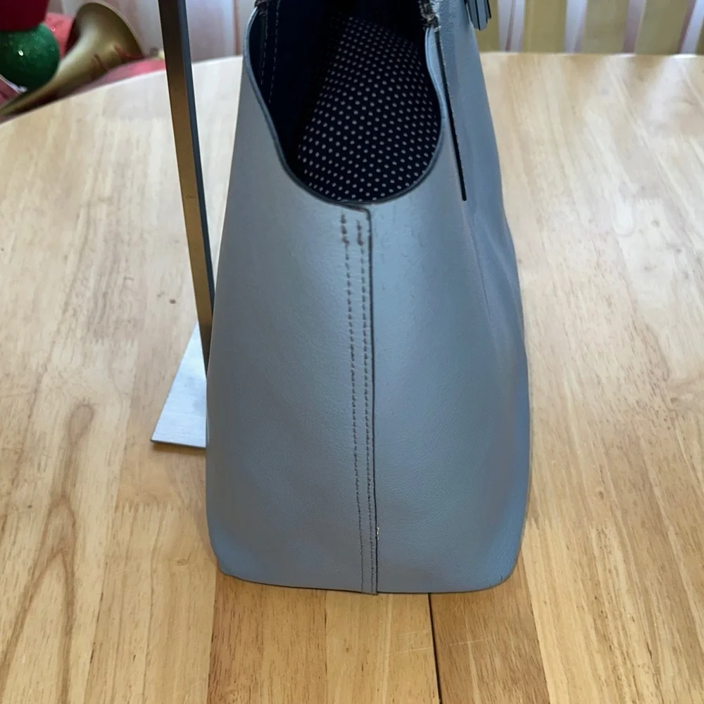 Kate Spade Reversible, Two Tote Blue Bag - Picture 6 of 16